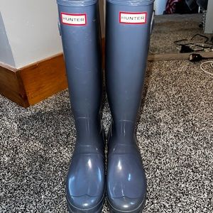 Size 8 US woman’s Hunter Boots